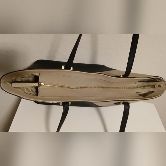 Kate Spade Large Purse With Dust Bag - Picture 9 of 16